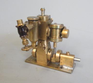 Twin in line oscillating marine engine with lubricator and reversing valve, G-E (Est. plus 24% Image