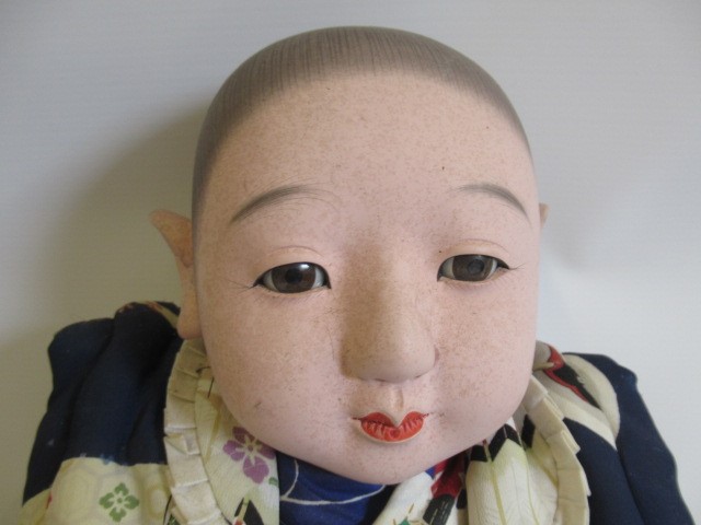 Five Japanese dolls, all with composition heads, fixed eyes and national dress (Est. plus 24% Image