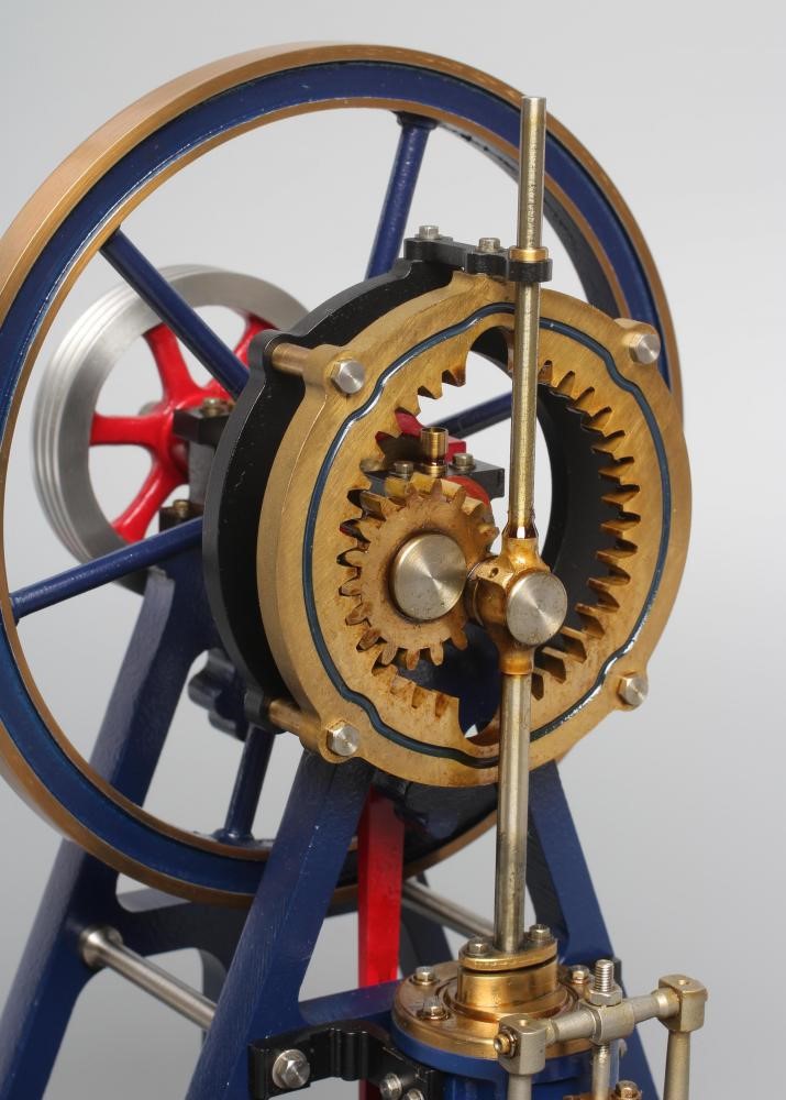 A Cotswold engineering Hypocycloidal steam engine "Cyclops", beautifully made and finished model Image