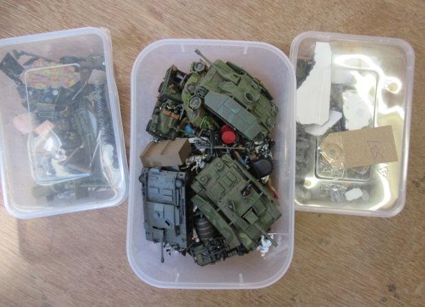 1:72 scale WWII plastic figures by Airfix, all items loose, F-P (Est. plus 24% premium inc. VAT) Image