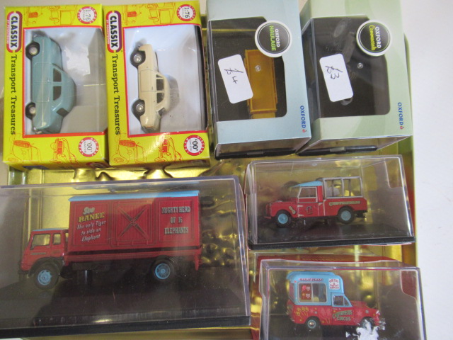 OO scale diecast vehicles by Oxford Classics and Corgi, all items boxed, E (7) (Est. plus 24% Image