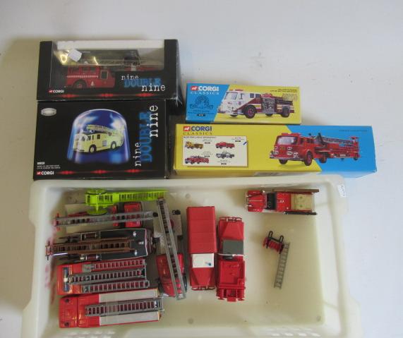 Fire engine models by Corgi and others, some items boxed, F-G (Est. plus 24% premium inc. VAT) Image