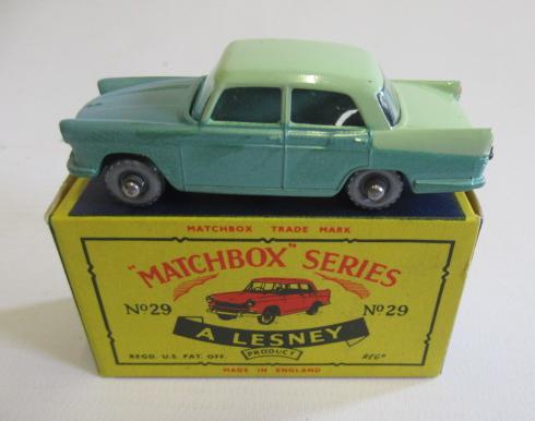 Matchbox 29b Austin Cambridge, box M, model M (Est. plus 24% premium inc. VAT) Image