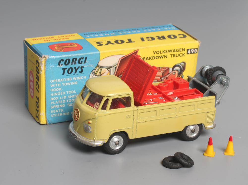 Corgi 490 VW Breakdown Truck, box F-G, model E (Est. plus 24% premium inc. VAT) Image