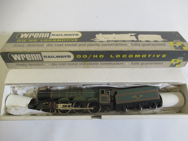 Wrenn Railways W2221 Cardiff Castle in B.R. green, boxed E (Est. plus 24% premium inc. VAT) Image