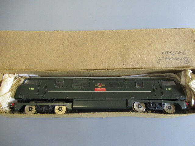 Trix Trains B.R. green War Ship Class diesel locomotive Vanguard in repaired box, G (Est. plus 24% Image