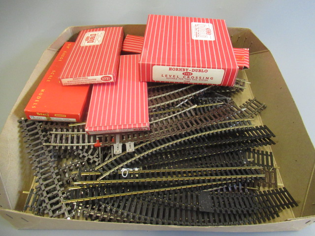 A quantity of Triang track including points, straights and curves, G (Est. plus 24% premium inc. Image