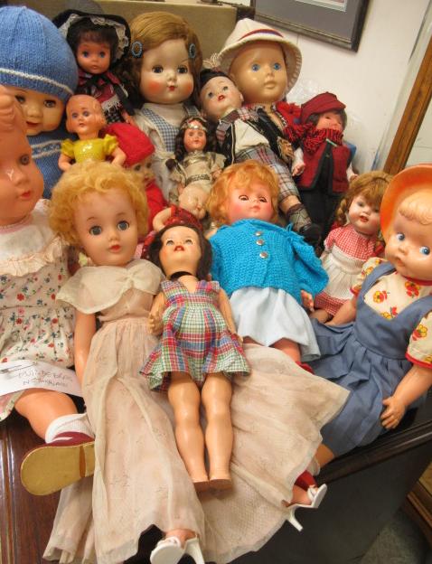 A large box of vintage dolls, including six Roddy dolls, a walker and others (Est. plus 24% premium Image