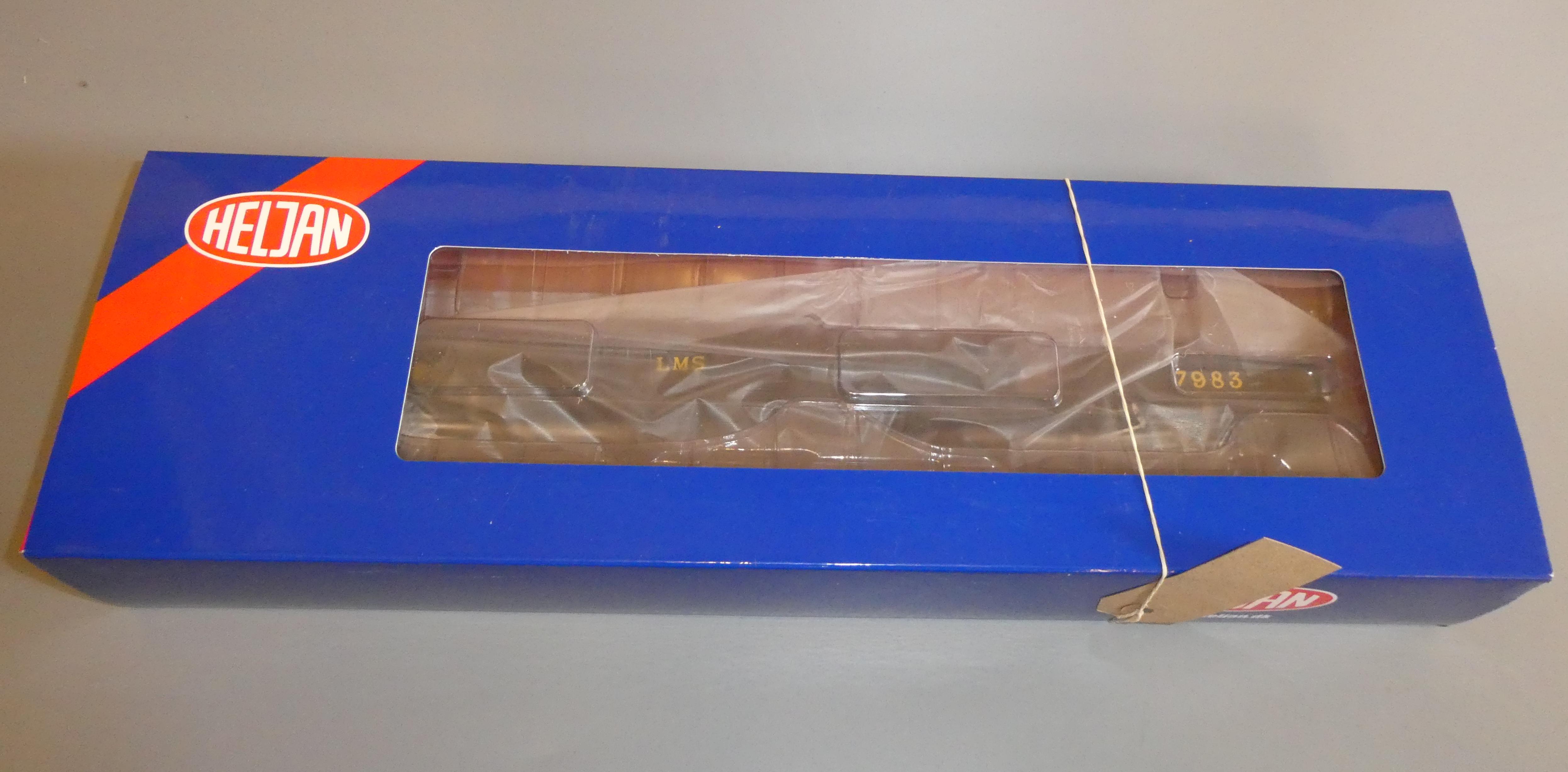 Heljan L.M.S. Beyer Garratt 7983 in L.M.S. black, boxed M (Est. plus 24% premium inc. VAT) Image