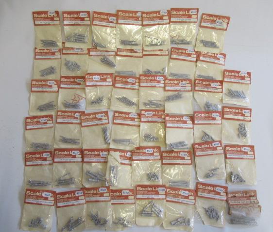 A large quantity of Scale Link OO scale architectural fittings including station columns Image