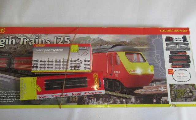 Hornby Railways Virgin Train Set, boxed, E (Est. plus 24% premium inc. VAT) Image
