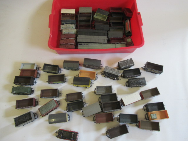 Unboxed goods wagons with box vans, P.O. and coal trucks, F (Est. plus 24% premium inc. VAT) Image