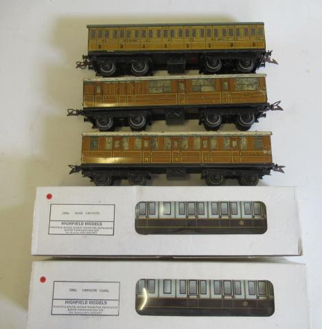 Forty five tinplate O gauge coaches comprising two Highfield models, L.N.W.R. and three Hornby No.2 Image