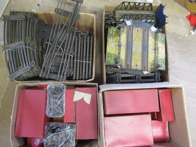 A large quantity of Hornby electric and clockwork track, some items boxed, F-P (Est. plus 24% Image