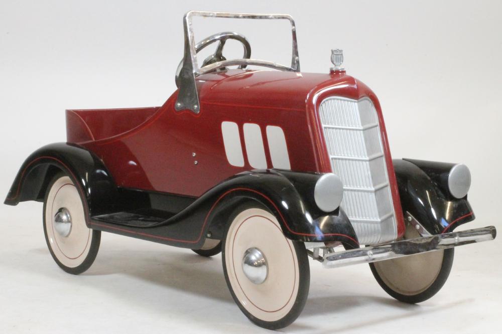 A Buick Arrow pedal car Image