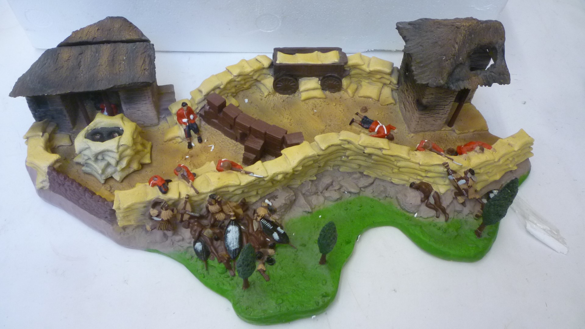 A Britains 5198 Zulu War Rorke's Drift 1879 Ltd Edition Set No 646 of 2000 Image