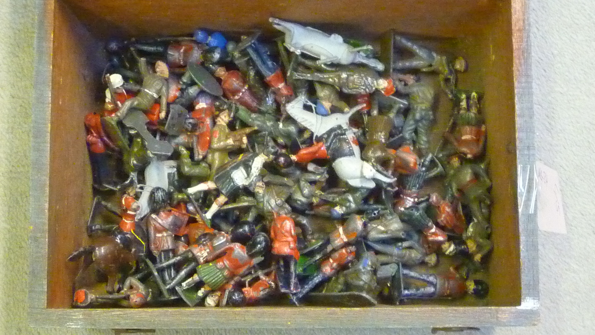 A quantity of lead soldiers Image