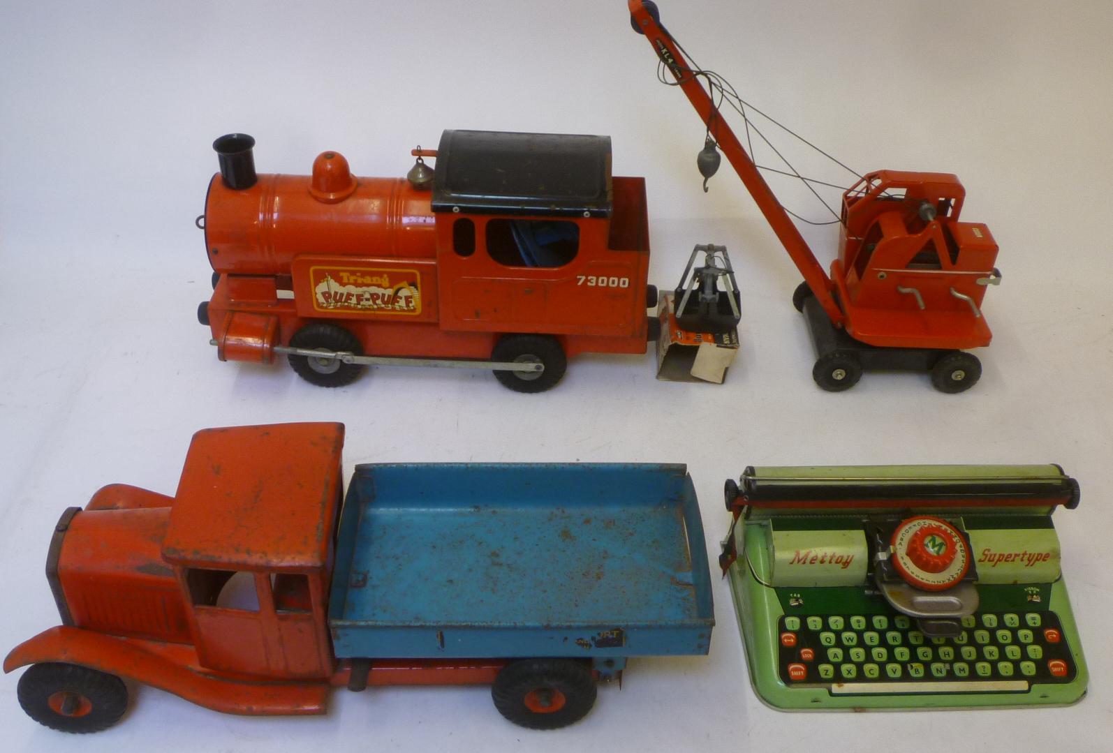 A Triang Priestman Grab crane with shovel Image