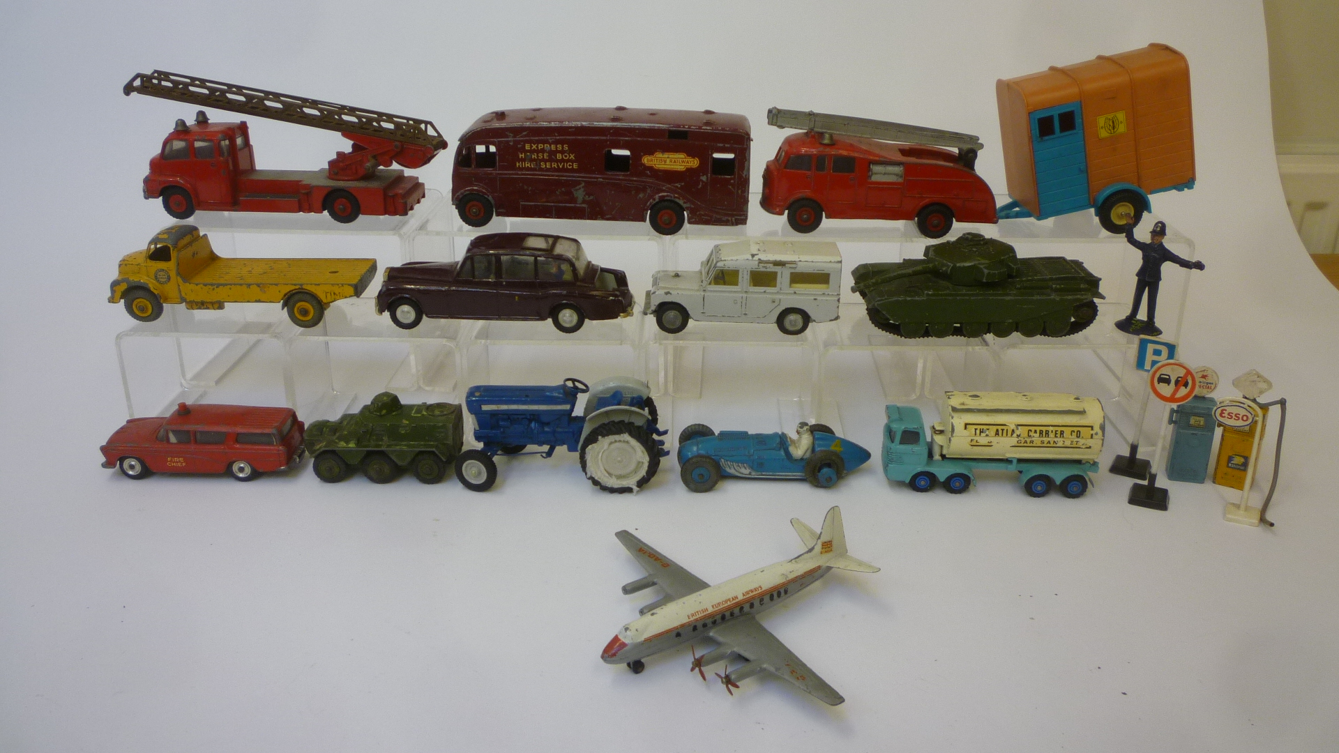 Eleven Dinky models Image