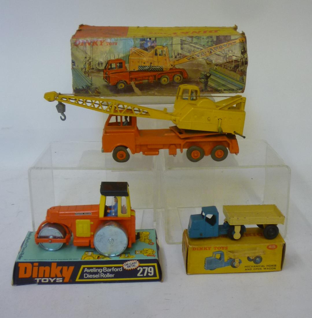 415 Mechanical Horse and open wagon Image