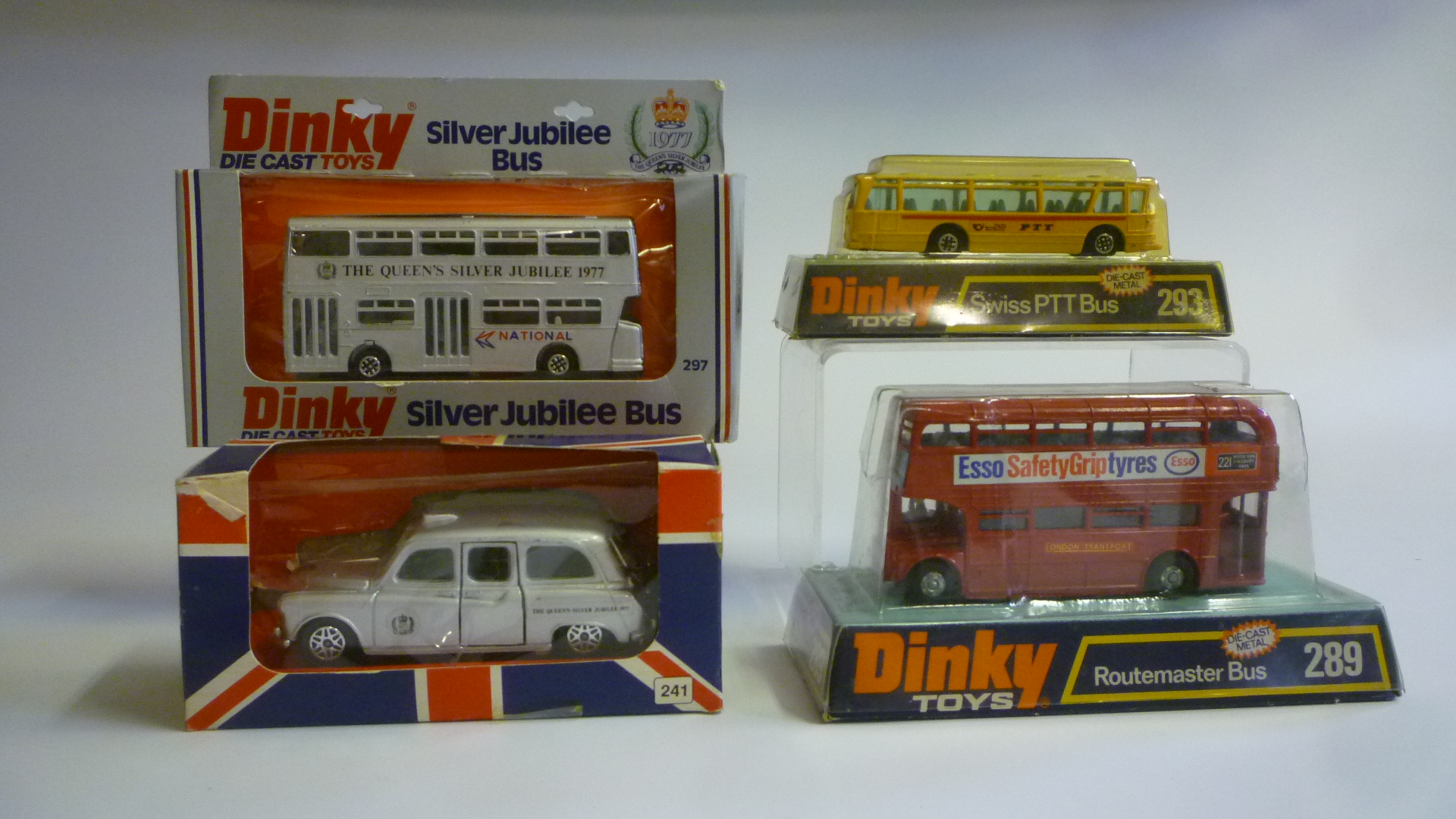 289 Routemaster bus "ESSO" Image