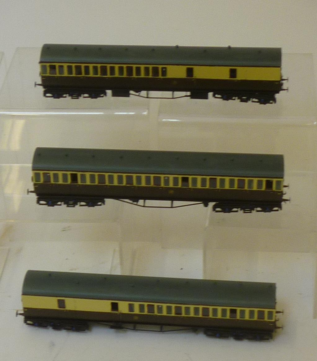 Three Comet Models kit built G.W.R. suburban coaches comprising two brake Image