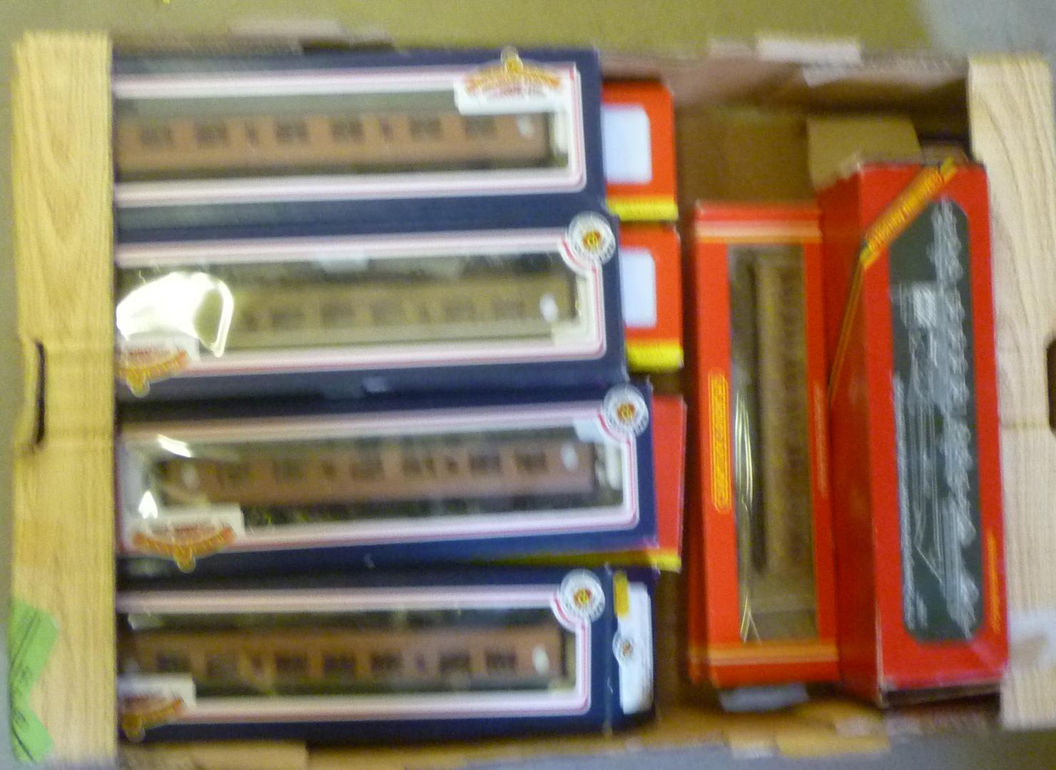 Hornby breakdown crane Image