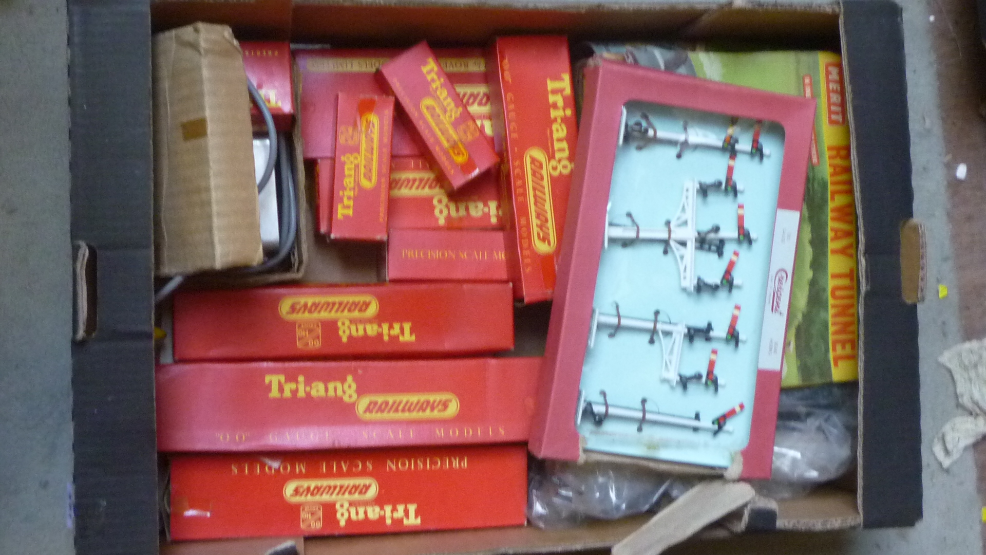 A quantity of Triang rolling stock Image