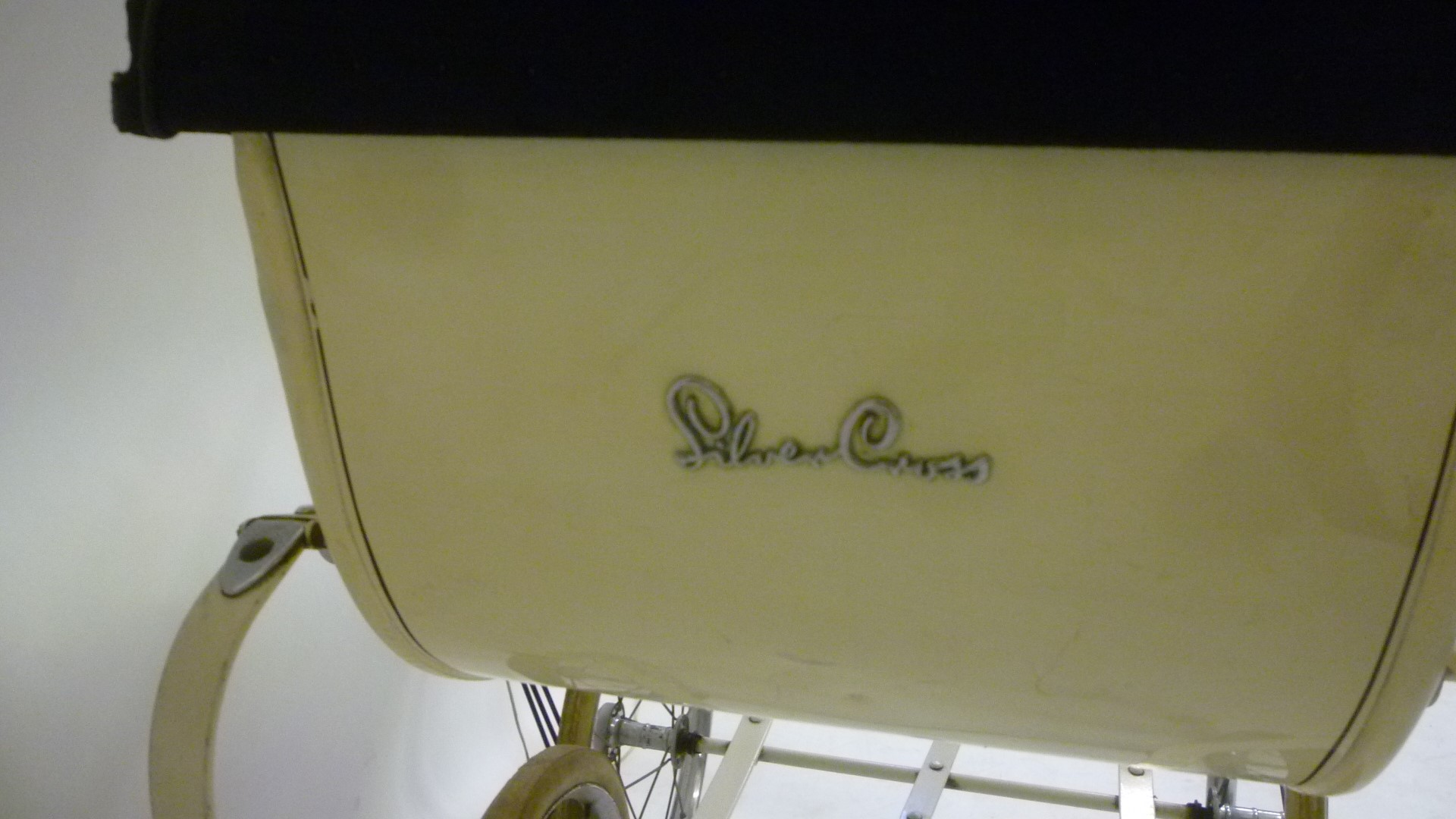 1960 silver cross outlet pram