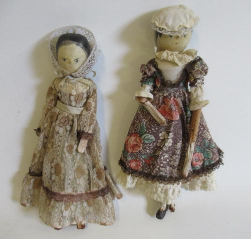 Two peg dolls Image