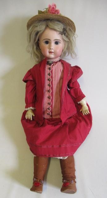 A French bisque socket head doll Image