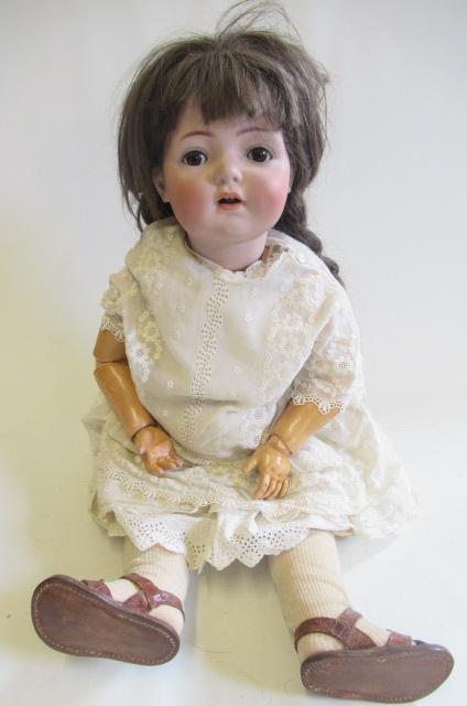 A Kammer & Reinhardt bisque socket head doll Image