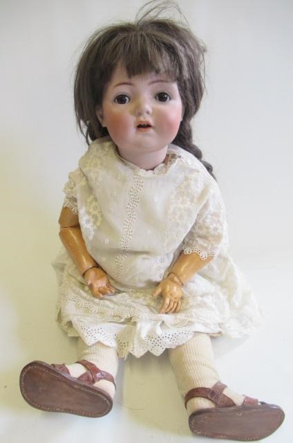 A Kammer & Reinhardt bisque socket head doll Image