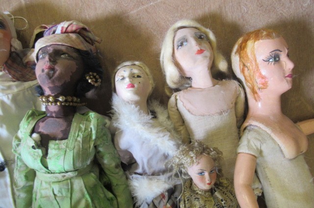 Nine fashion dolls Image