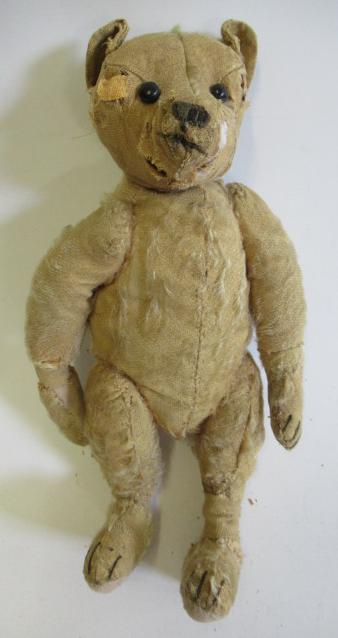 An early Steiff centre-seam teddy Image