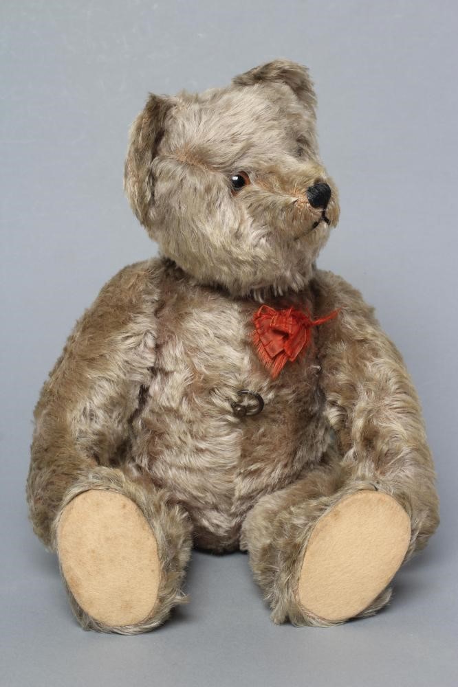 A pre-war Schuco yes/no musical teddy Image