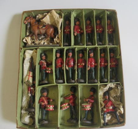 A set of Elastolin 100mm Soldiers of the Household Guards comprising Guardsman Image