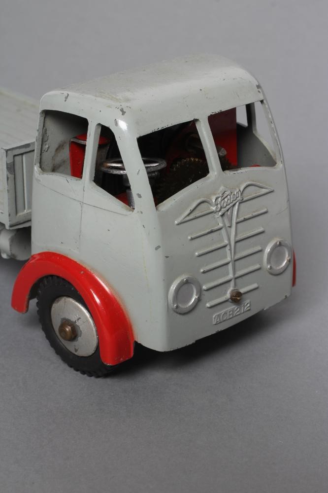 Shackleton  Foden clockwork flat bed lorry finished in grey and red Image