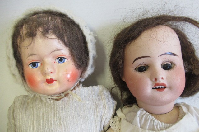 Two small dolls Image