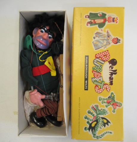 Pelham Puppets Giant Image