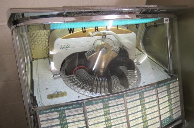 A Wurlitzer hi-fi juke box Image
