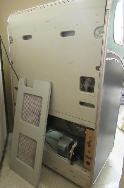 A Wurlitzer hi-fi juke box Image