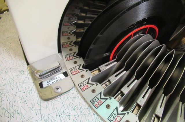 A Wurlitzer hi-fi juke box Image