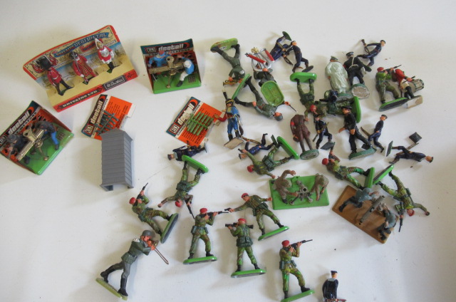 Plastic soldiers by Britains Image