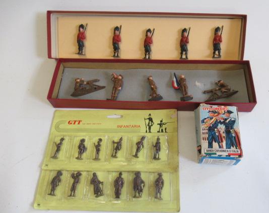 Unknown manufacture Guards and WW1 soldiers in plane boxes and three packets of Italian figures Image