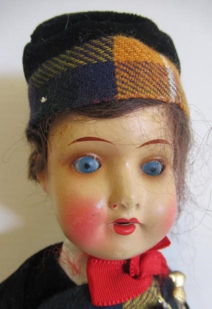 A French socket head fisher doll Image