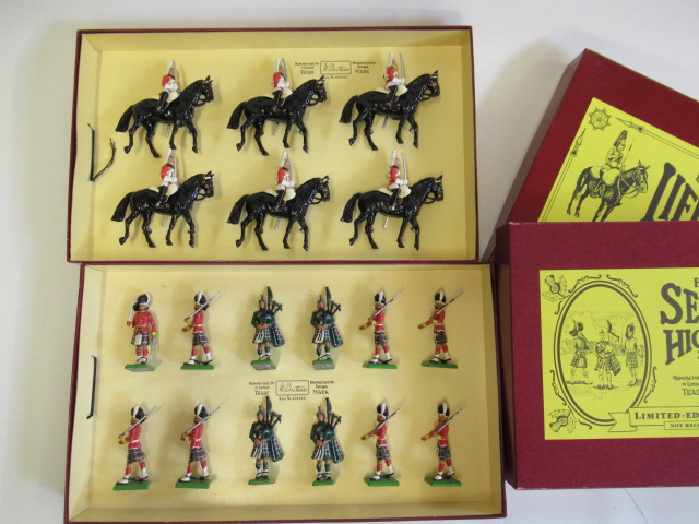 Britains 5184 Life Guards and 5185 Seaforth Highlanders Image