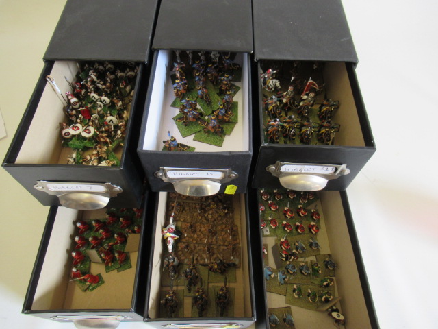 25mm War Gaming figures including Roman soldiers Image