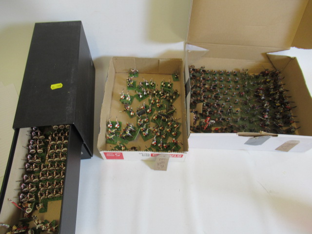 25mm War Gaming figures of Roman and Britons Image