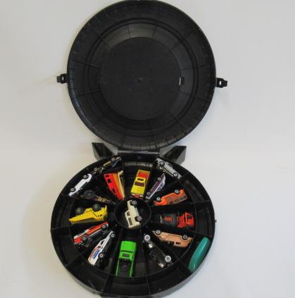 Mattel Hot Wheels Super Rally Case containing sixteen Hot Wheels vehicles Image